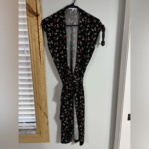 Lark & Ro Black Floral tie dress